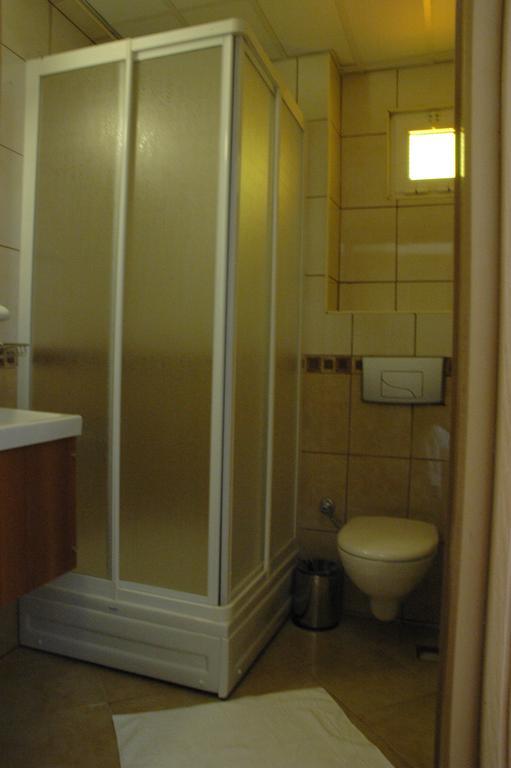 Ercan Han Hotel İçmeler Rom bilde